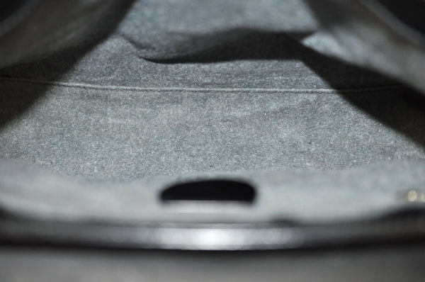 Authentic GUCCI Vintage ShoulderBag Leather Black Junk K9569