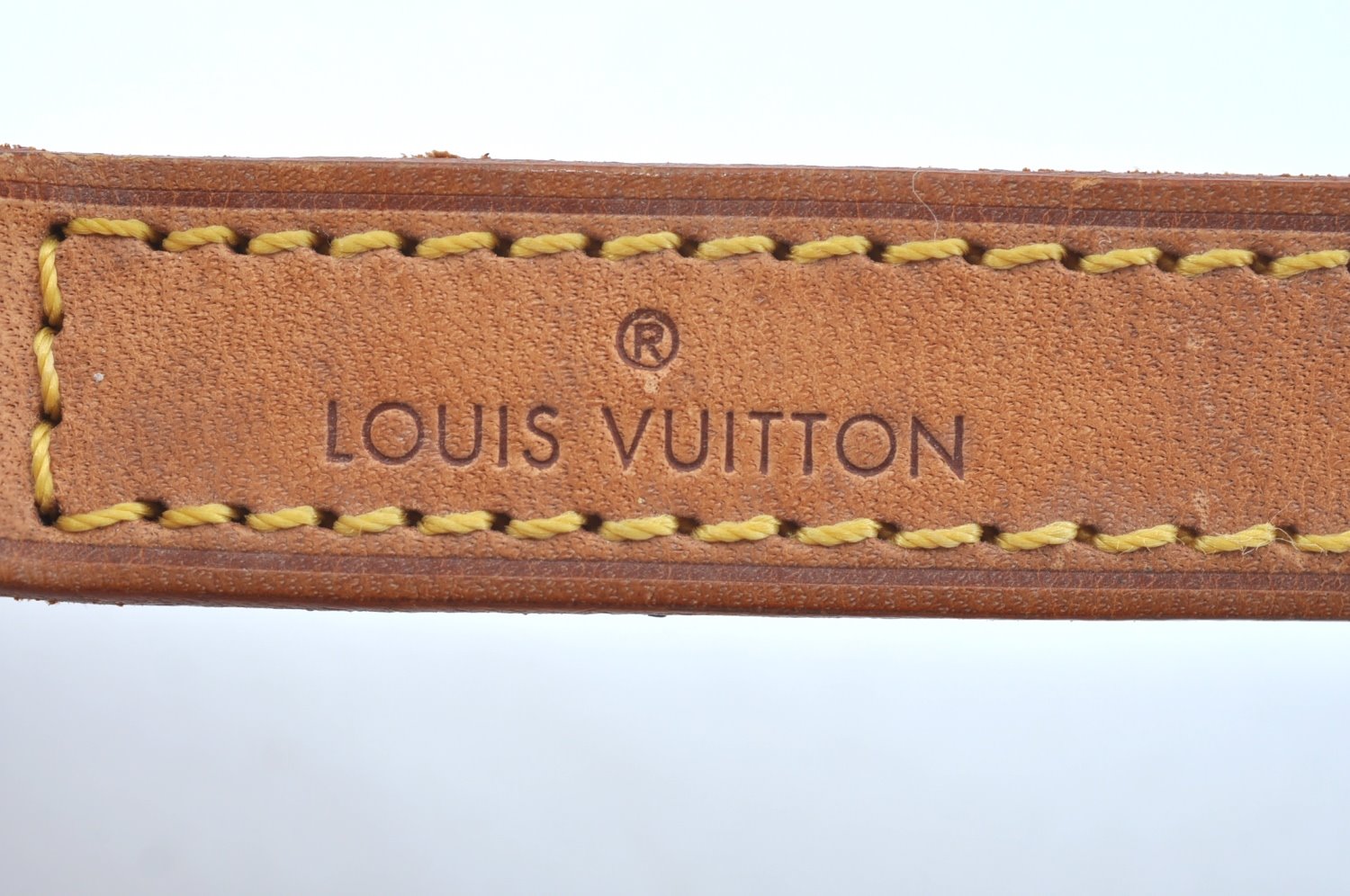 Authentic Louis Vuitton Leather Shoulder Strap Beige 38.2