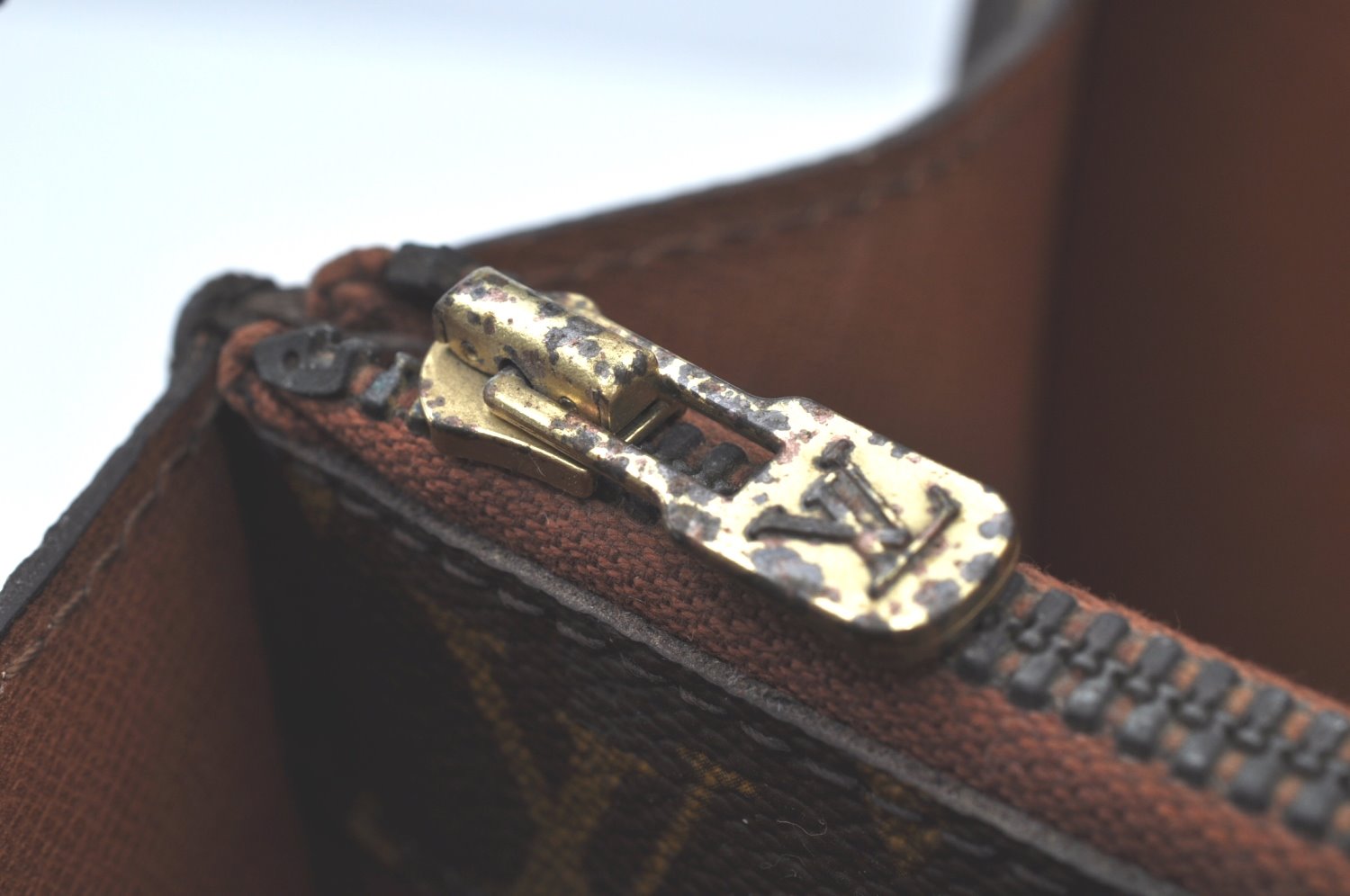 Authentic Louis Vuitton Monogram Serviette Fermoir Briefcase M53305 LV K9575