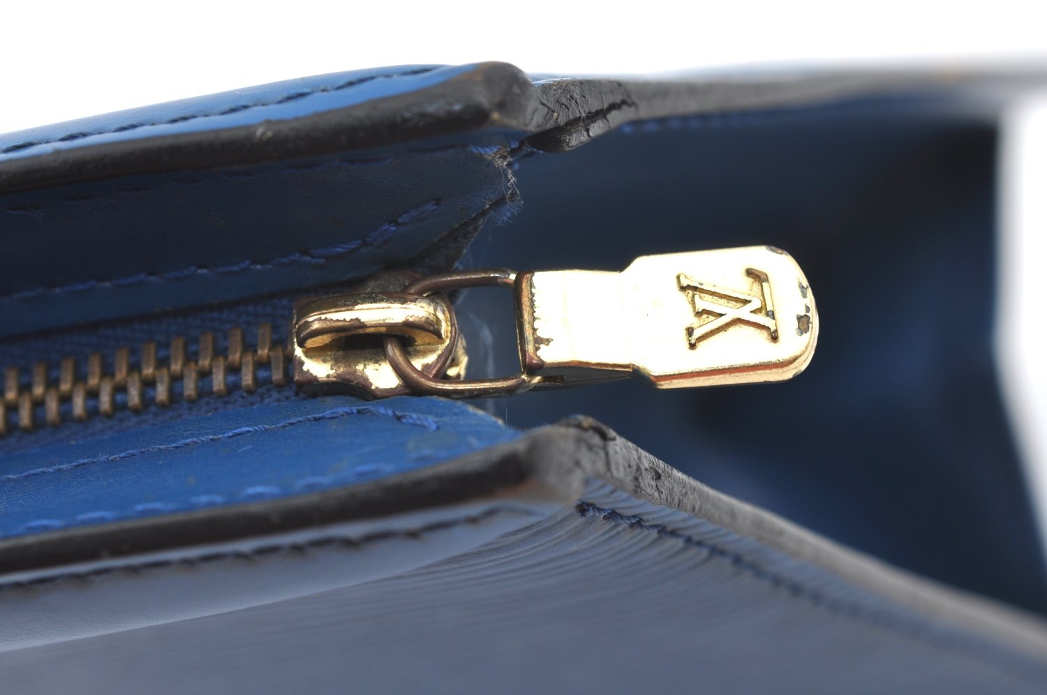 Authentic Louis Vuitton Epi Trousse Crete Clutch Bag Blue M48405 LV Junk K9579