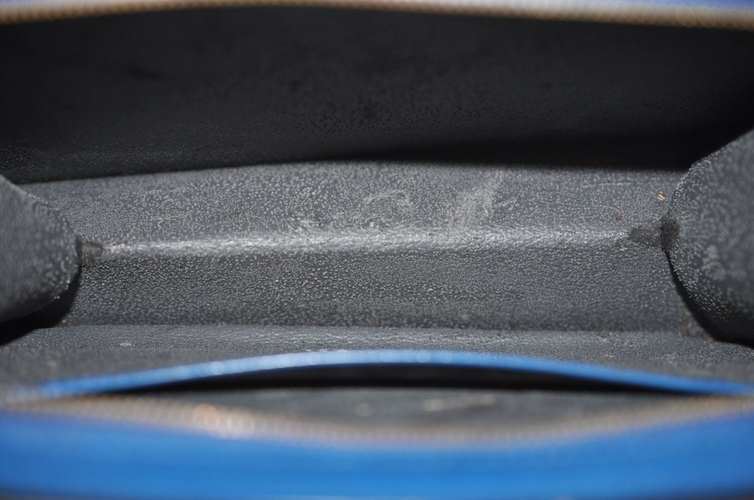 Authentic Louis Vuitton Epi Trousse Crete Clutch Bag Blue M48405 LV Junk K9579