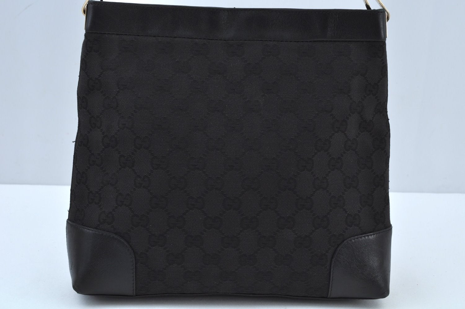 Authentic GUCCI Shoulder Bag GG Canvas Leather Black K9582