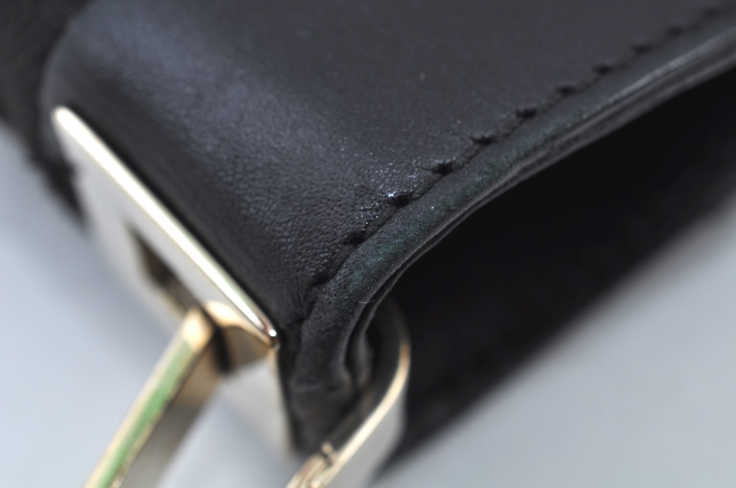 Authentic GUCCI Shoulder Bag GG Canvas Leather Black K9582