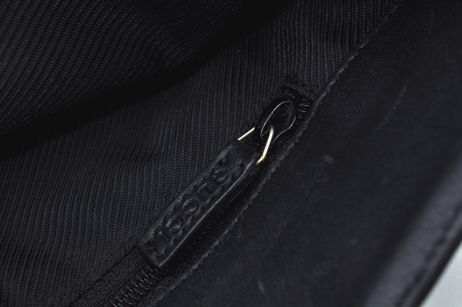 Authentic GUCCI Shoulder Bag GG Canvas Leather 0014231 Black Junk K9583