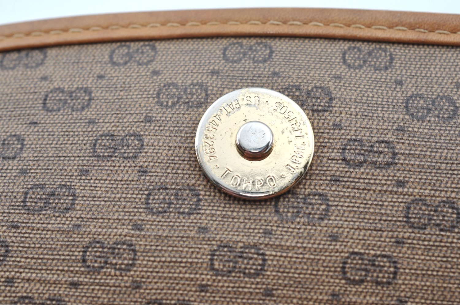 Authentic GUCCI Micro GG PVC Leather Shoulder Cross Body Bag Brown Junk K9590