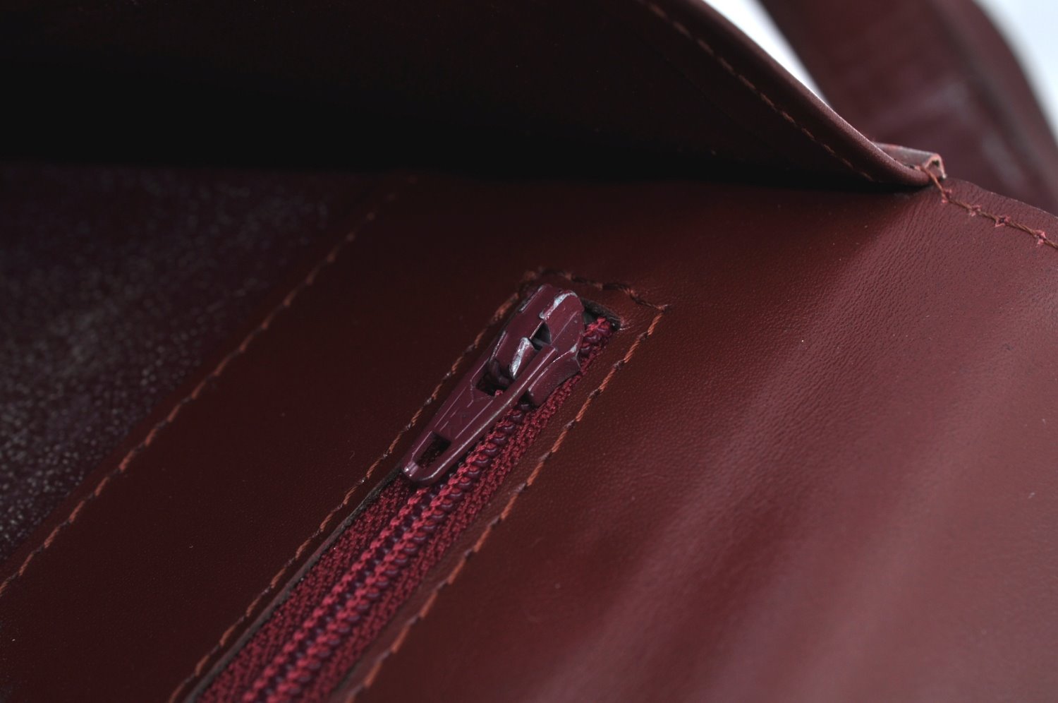 Authentic Cartier Must de Cartier Leather Shoulder Cross Bag Bordeaux Red K9598