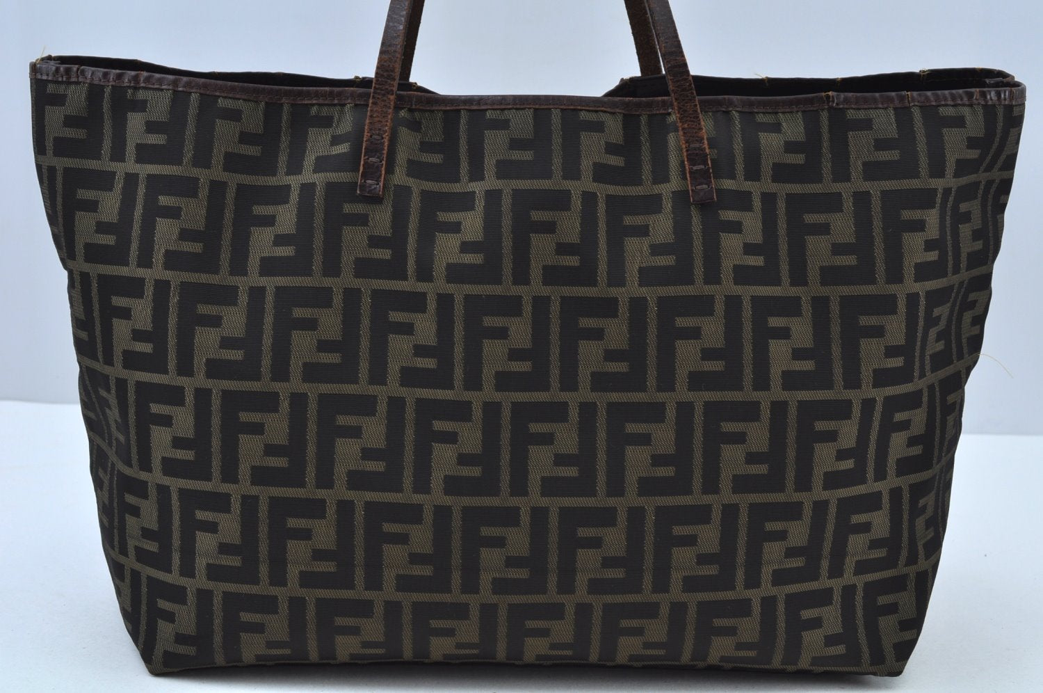 Authentic FENDI Zucca Shoulder Tote Bag Canvas Brown K9604