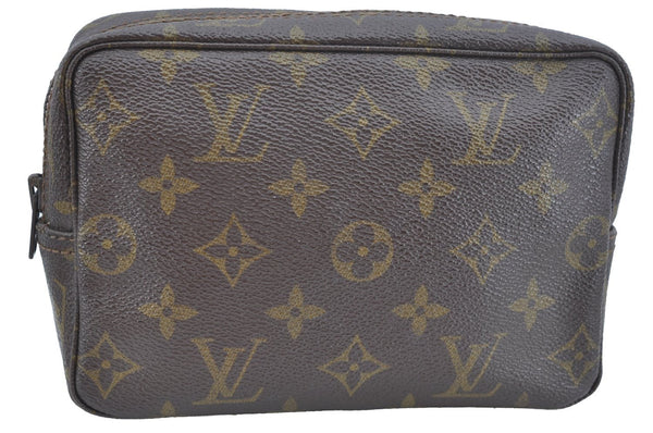 Auth Louis Vuitton Monogram Trousse Toilette 18 Clutch Hand Bag Old Model K9633
