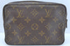 Auth Louis Vuitton Monogram Trousse Toilette 18 Clutch Hand Bag Old Model K9633