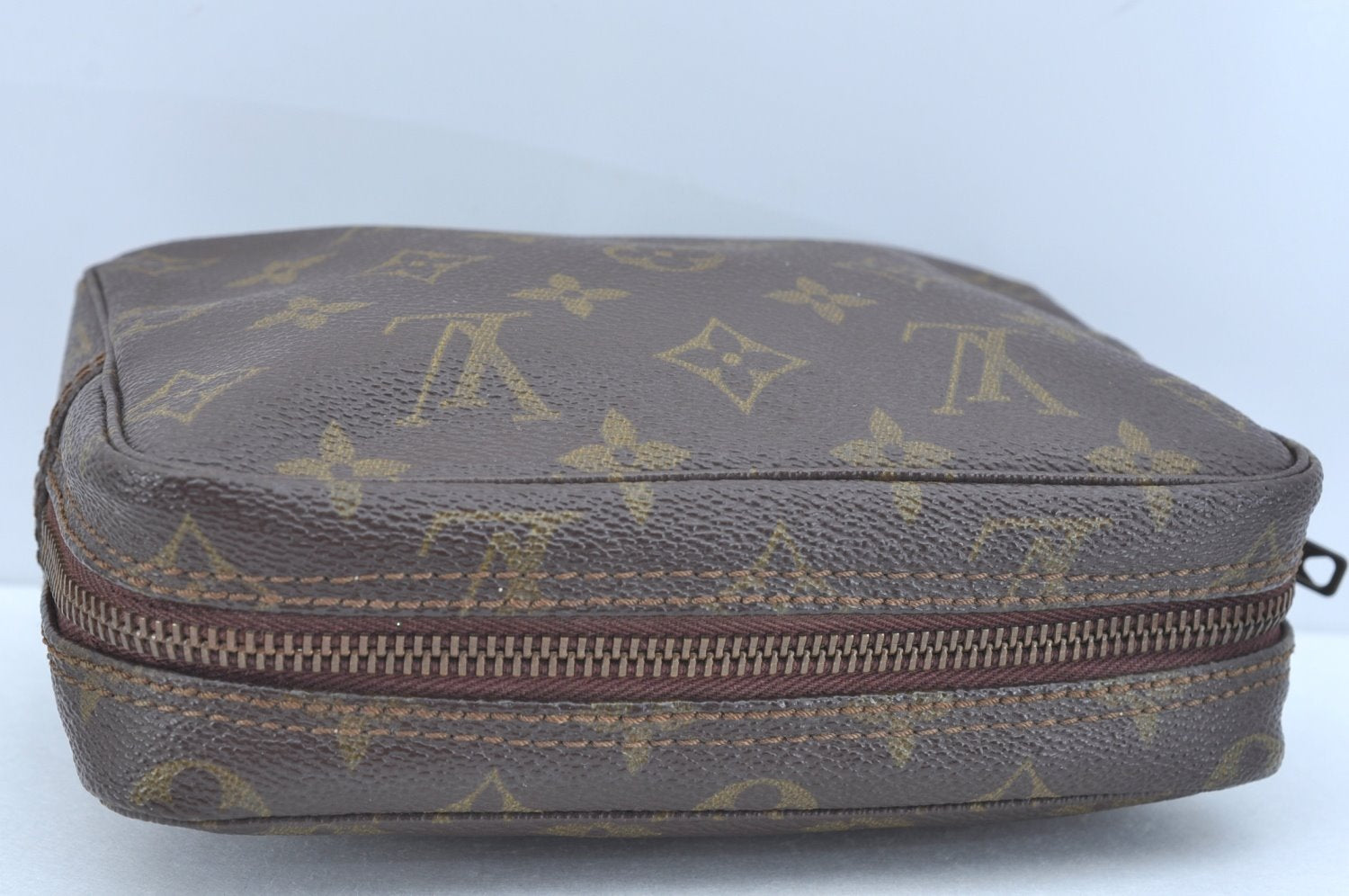 Auth Louis Vuitton Monogram Trousse Toilette 18 Clutch Hand Bag Old Model K9633