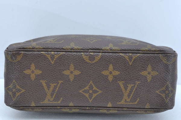 Auth Louis Vuitton Monogram Trousse Toilette 18 Clutch Hand Bag Old Model K9633