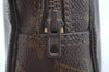 Auth Louis Vuitton Monogram Trousse Toilette 18 Clutch Hand Bag Old Model K9633