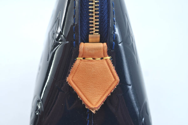 Auth Louis Vuitton Monogram Vernis Pochette Cosmetic Pouch Blue M90052 LV K9634