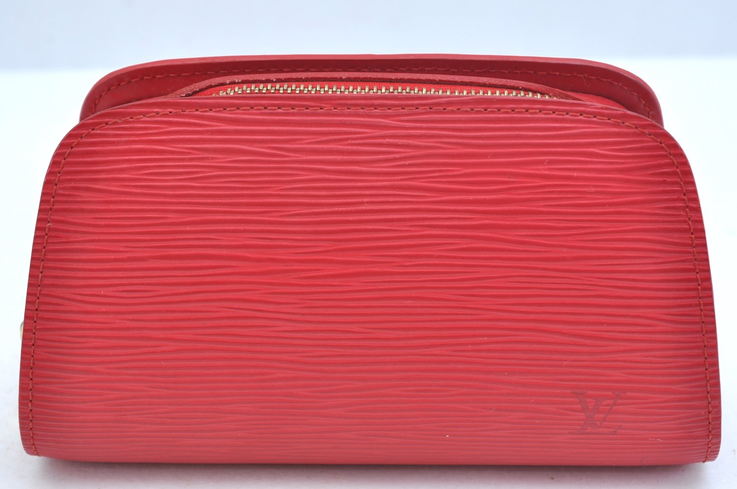 Authentic Louis Vuitton Epi Dauphine Cosmetic Pouch Red M48447 LV K9658