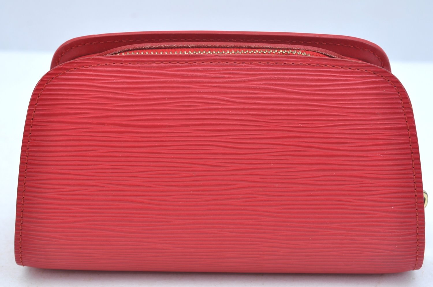 Authentic Louis Vuitton Epi Dauphine Cosmetic Pouch Red M48447 LV K9658