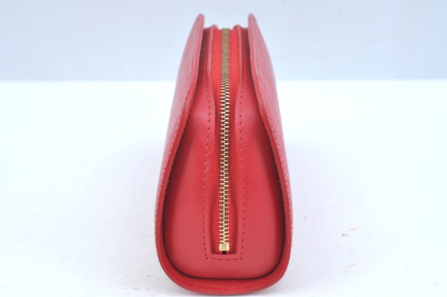 Authentic Louis Vuitton Epi Dauphine Cosmetic Pouch Red M48447 LV K9658