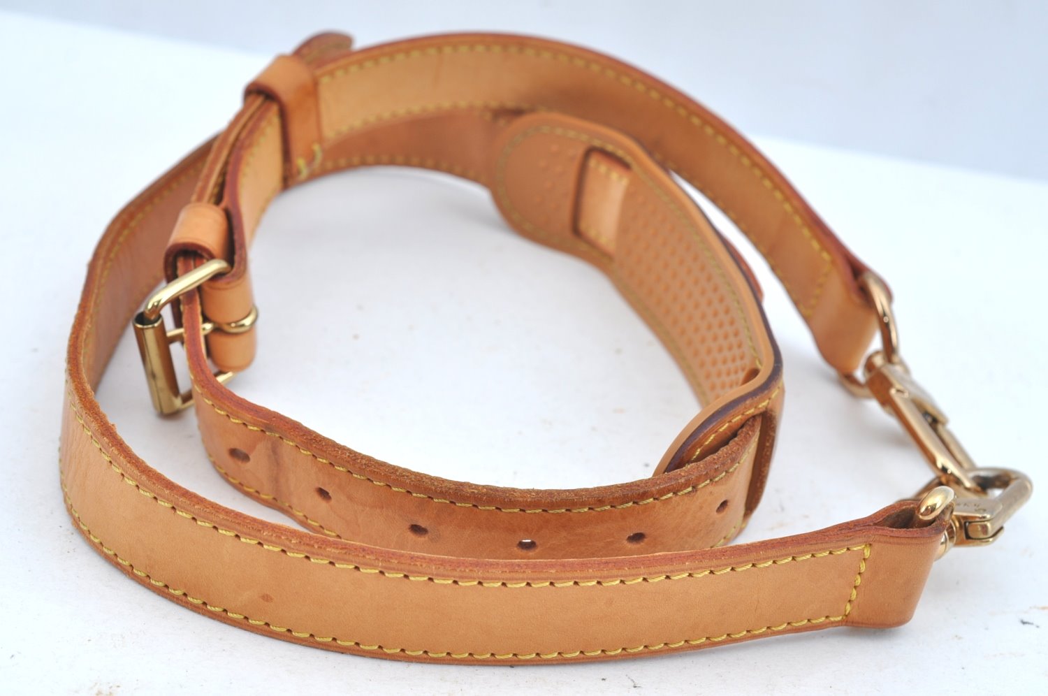 Authentic Louis Vuitton Leather Shoulder Strap Beige 35.8-42.9