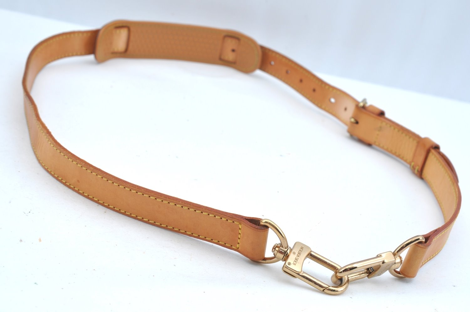 Authentic Louis Vuitton Leather Shoulder Strap Beige 35.8-42.9