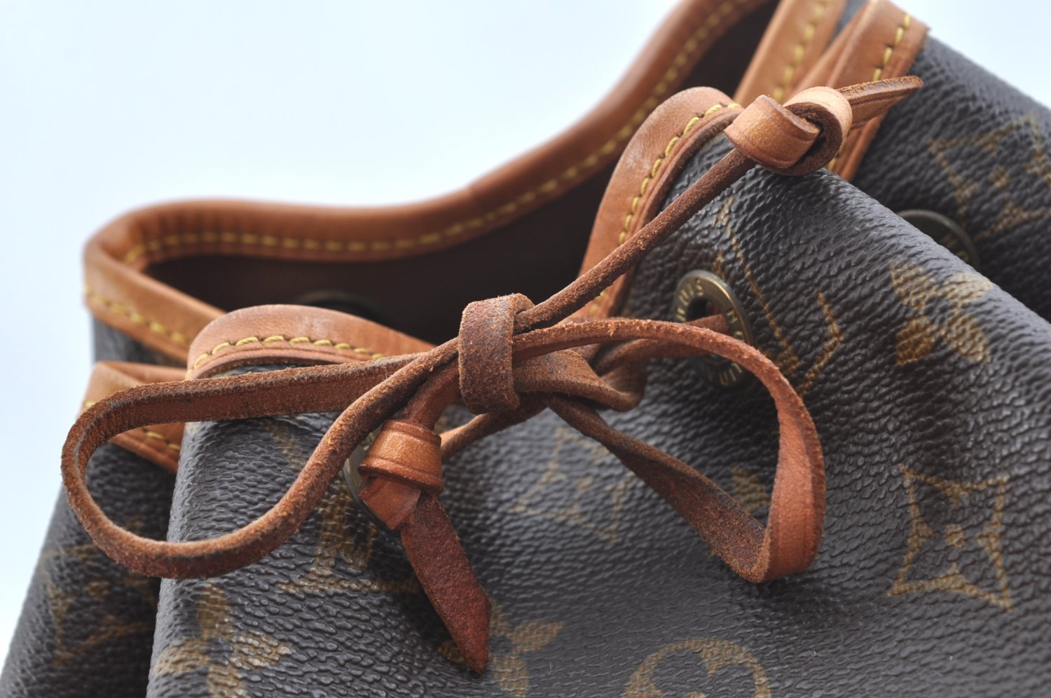 Authentic Louis Vuitton Monogram Montsouris MM Backpack M51136 LV K9669