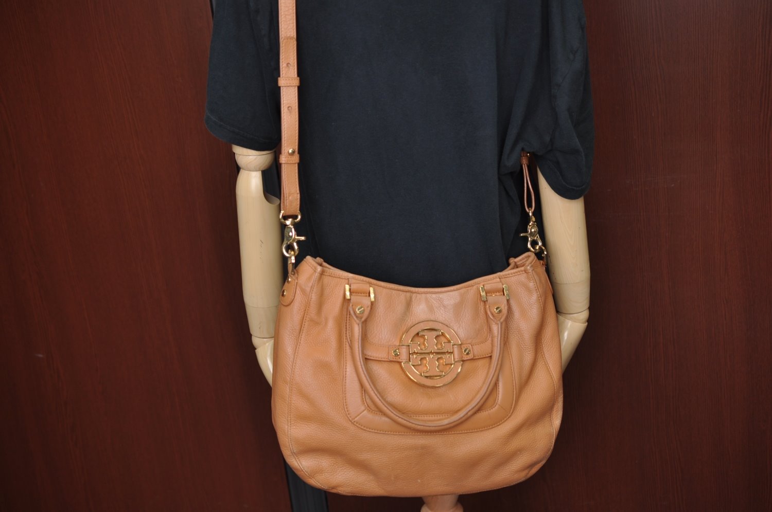 Authentic TORY BURCH Ella Leather Shoulder Tote Bag Brown K9675