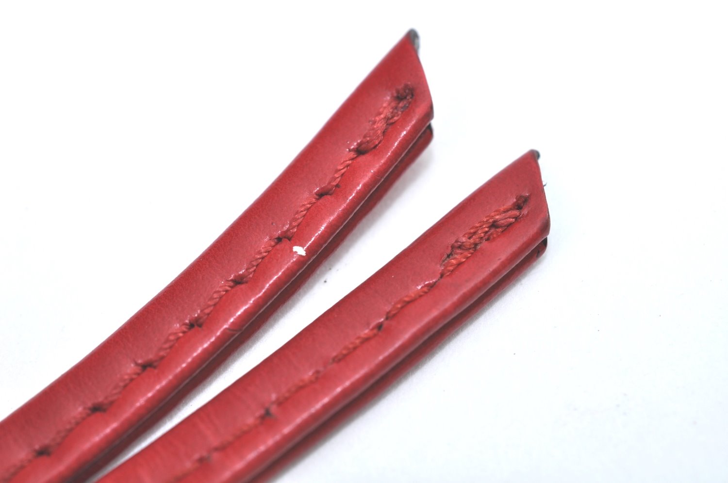 Authentic Louis Vuitton Epi Petit Noe Shoulder Drawstring Bag M44107 Red K9678