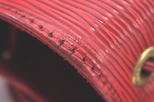 Authentic Louis Vuitton Epi Petit Noe Shoulder Drawstring Bag M44107 Red K9678