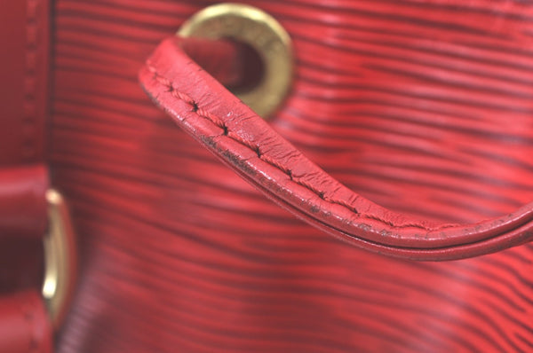 Authentic Louis Vuitton Epi Petit Noe Shoulder Drawstring Bag M44107 Red K9678