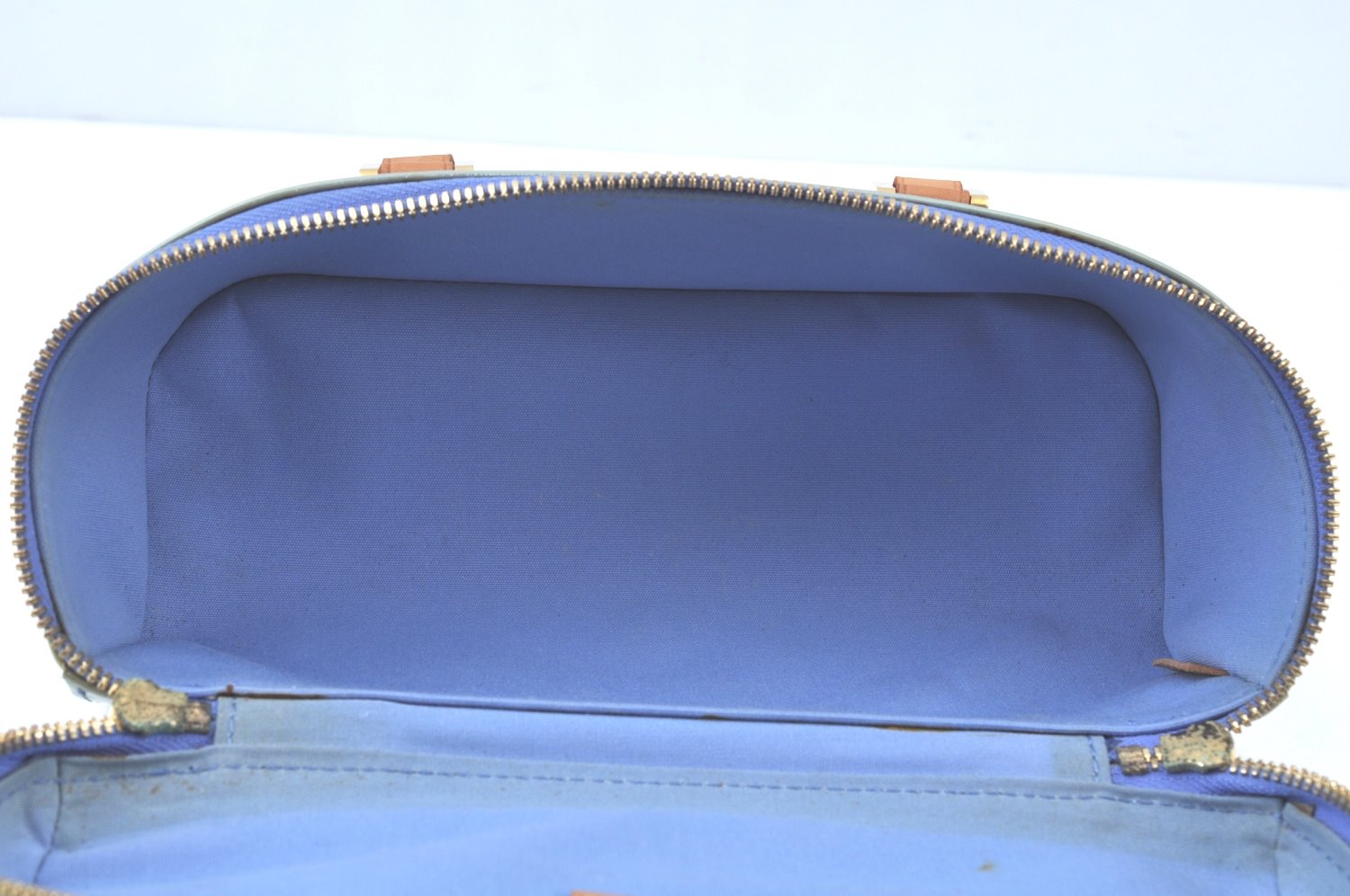 Auth Louis Vuitton Vernis Sullivan Horizontale PM Hand Bag Light Blue LV K9686