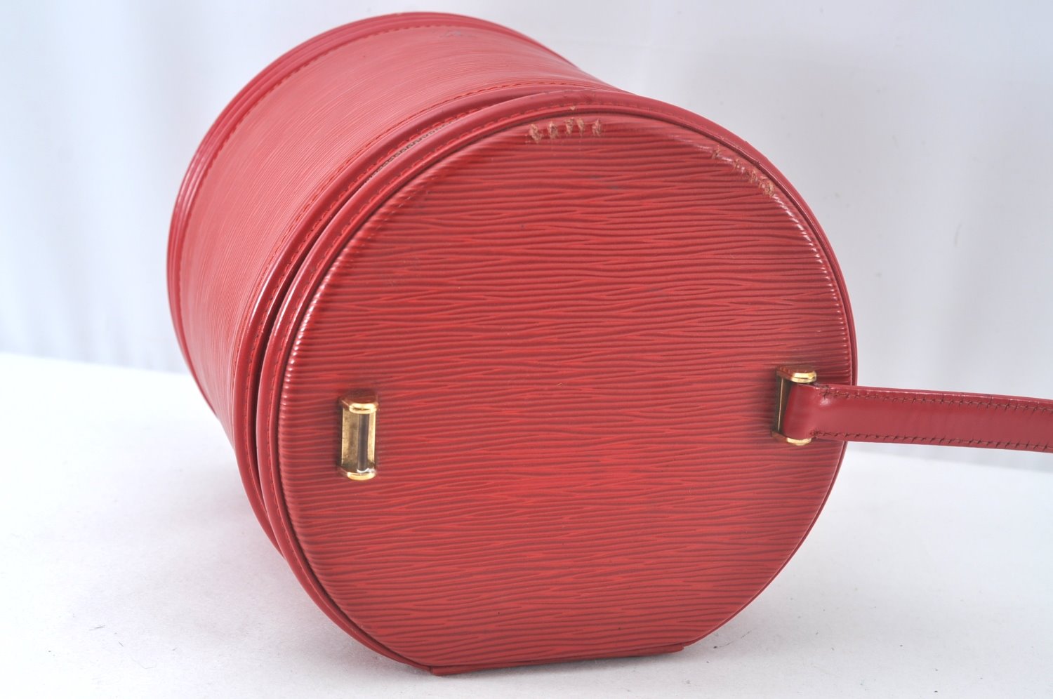 Auth Louis Vuitton Epi Cannes Red Cosmetic Hand Bag Purse M48037 LV Junk K9705