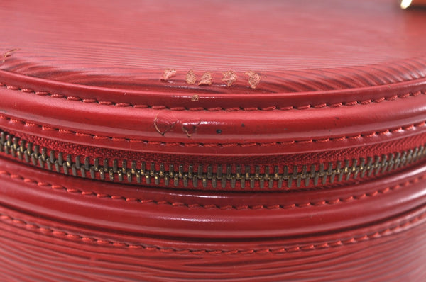 Auth Louis Vuitton Epi Cannes Red Cosmetic Hand Bag Purse M48037 LV Junk K9705