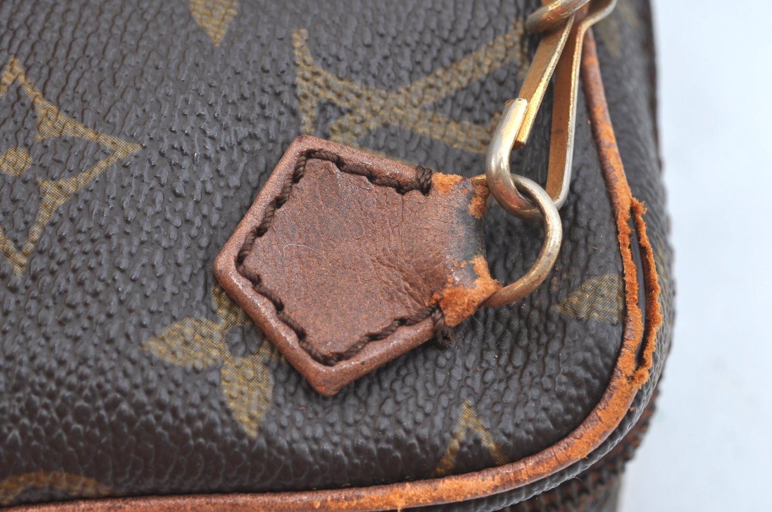 Authentic Louis Vuitton Monogram Danube Shoulder Cross Bag Old Model Junk K9726