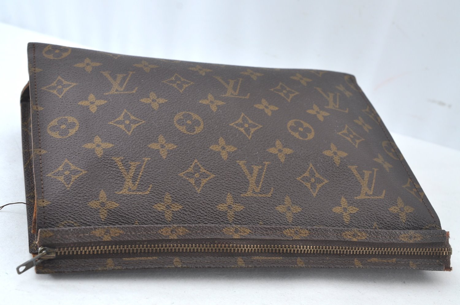 Auth Louis Vuitton Monogram Poche Toilette 26 Cosmetics Pouch Old Model LV K9730