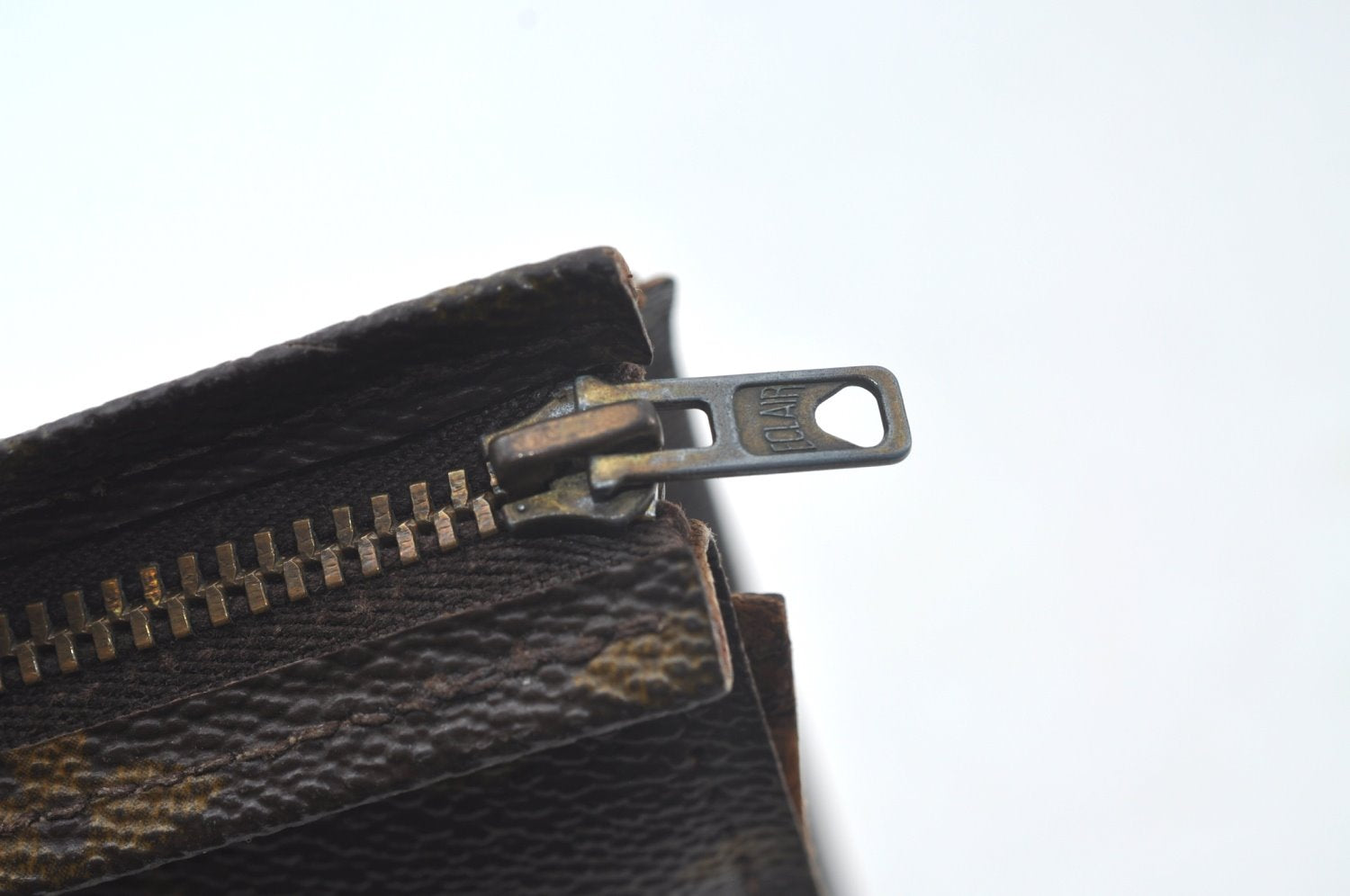 Auth Louis Vuitton Monogram Poche Toilette 26 Cosmetics Pouch Old Model LV K9730