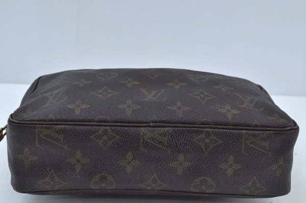 Auth Louis Vuitton Monogram Trousse Toilette 23 Clutch Hand Bag LV Junk K9742