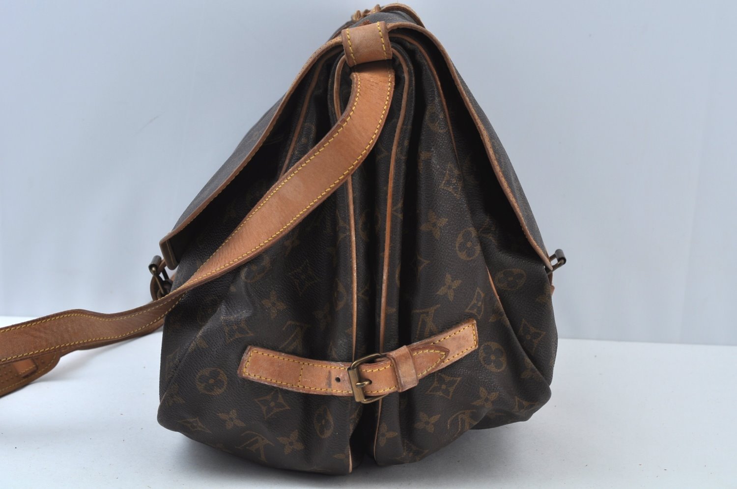 Authentic Louis Vuitton Monogram Saumur 35 Shoulder Cross Bag M42254 LV K9745