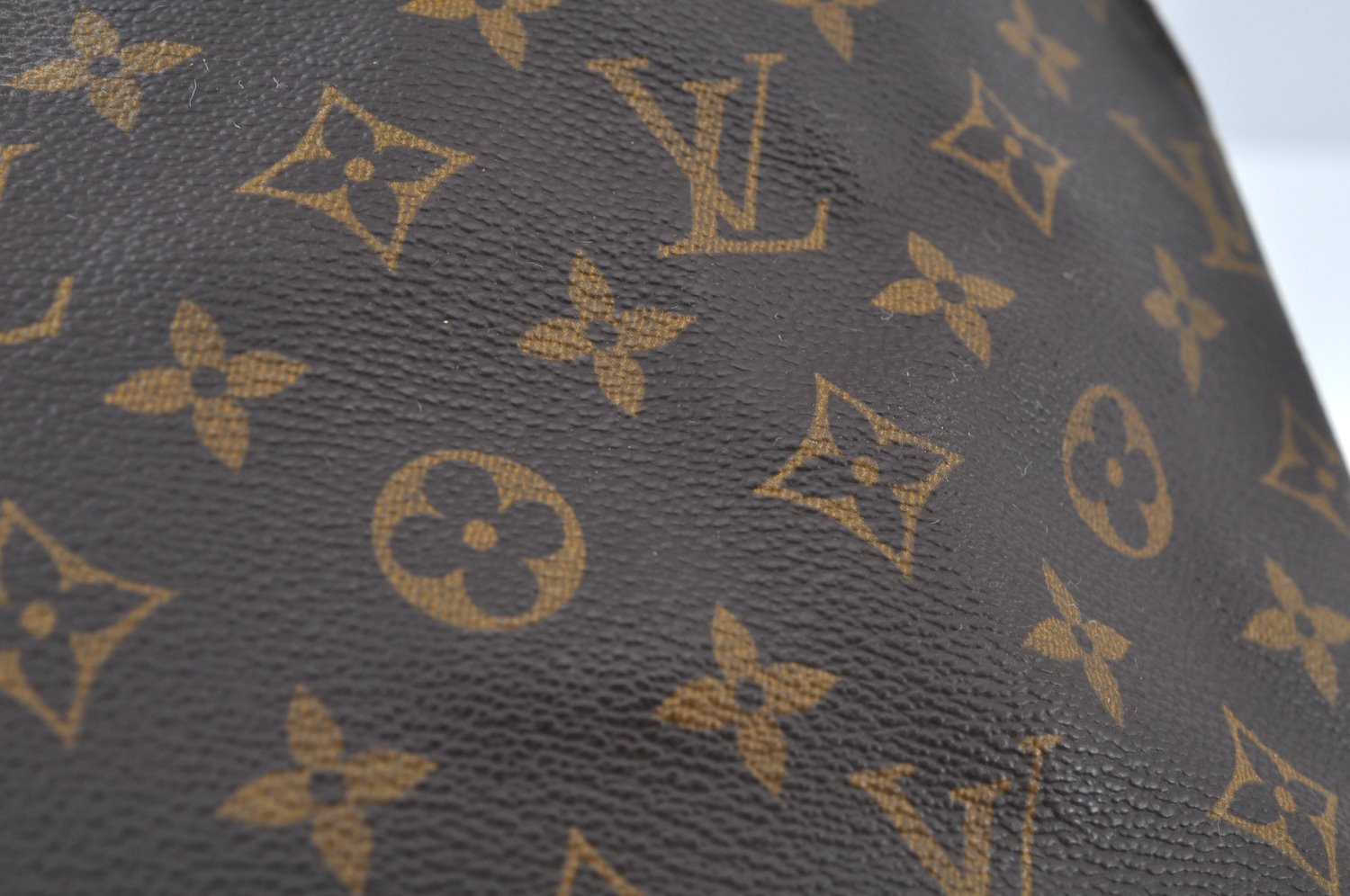 Authentic Louis Vuitton Monogram Alma Hand Bag Purse M51130 LV K9763