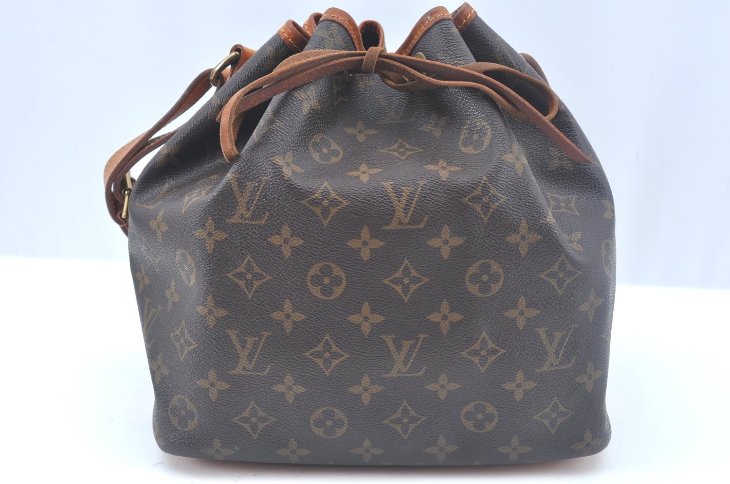 Authentic Louis Vuitton Monogram Petit Noe M42226 Shoulder Drawstring Bag K9777