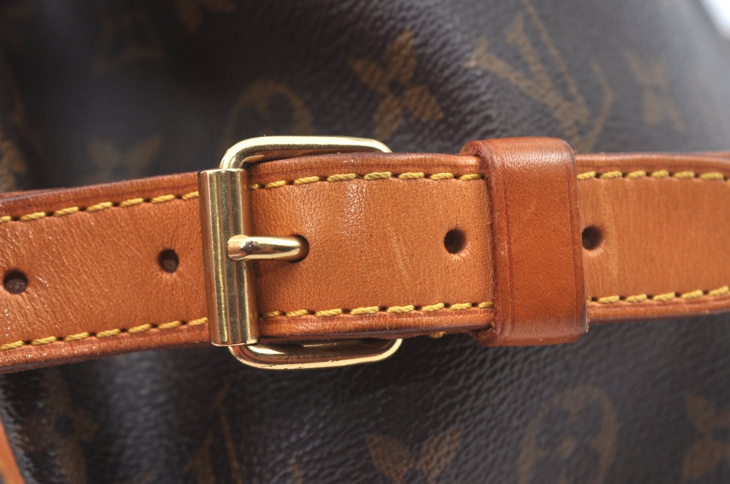 Authentic Louis Vuitton Monogram Petit Noe M42226 Shoulder Drawstring Bag K9777