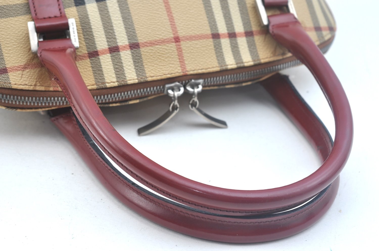 Authentic BURBERRY Vintage Nova Check PVC Leather Hand Bag Beige K9782