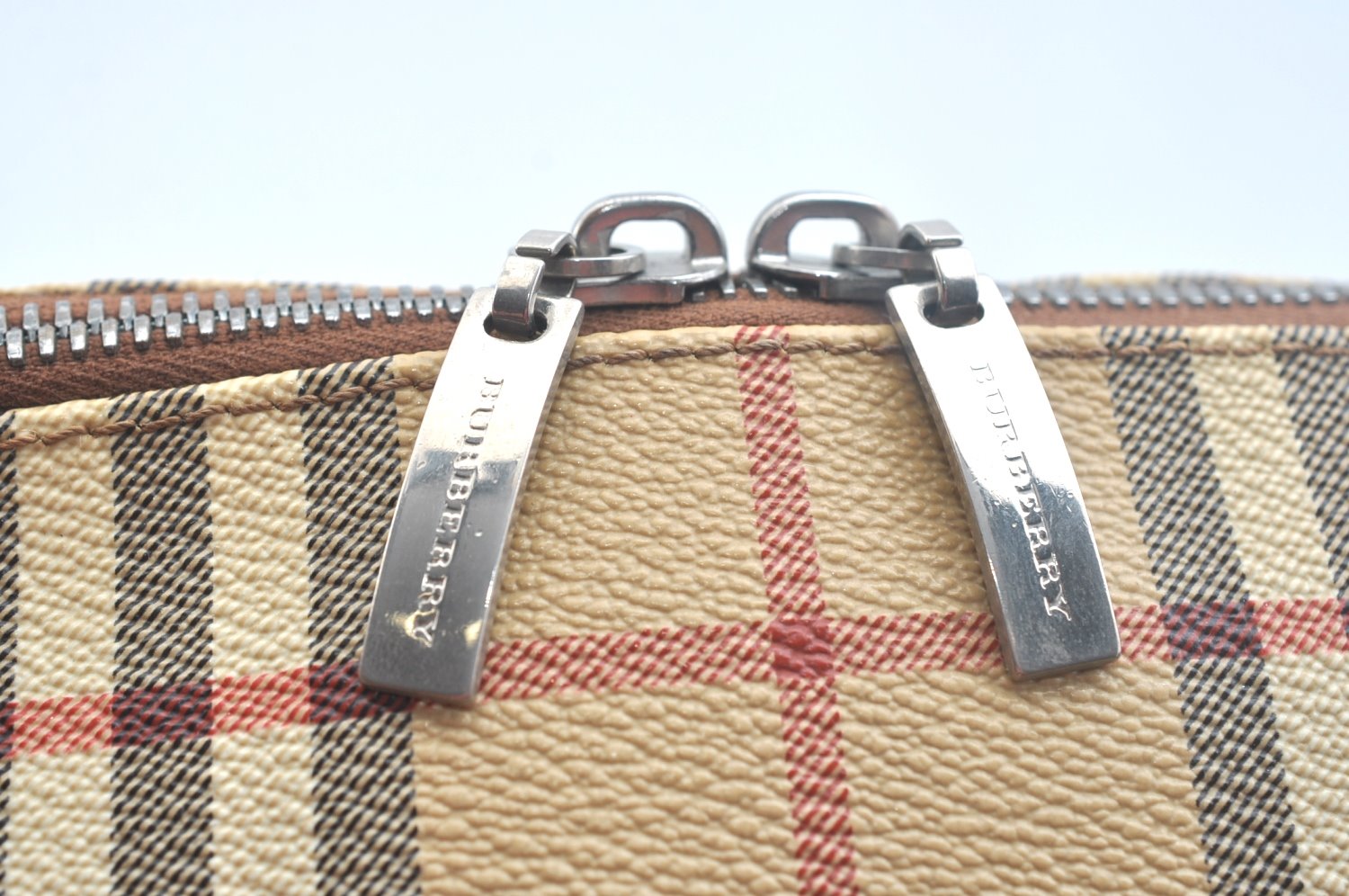 Authentic BURBERRY Vintage Nova Check PVC Leather Hand Bag Beige K9782