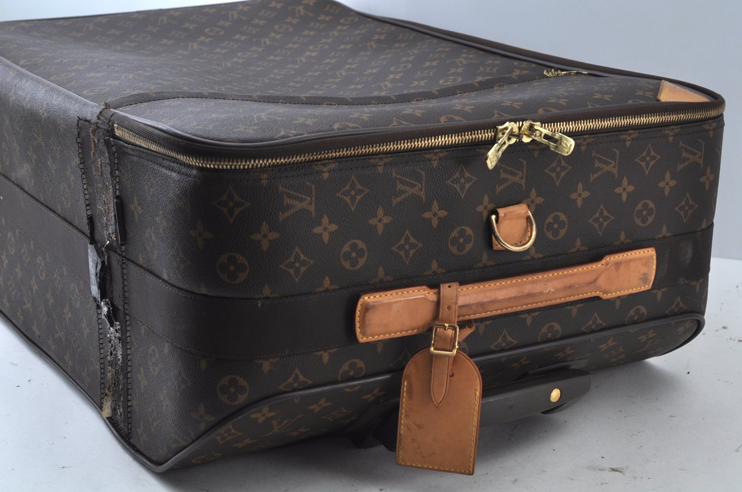 Authentic Louis Vuitton Monogram Pegase 65 Travel Suitcase M23295 LV Junk K9788