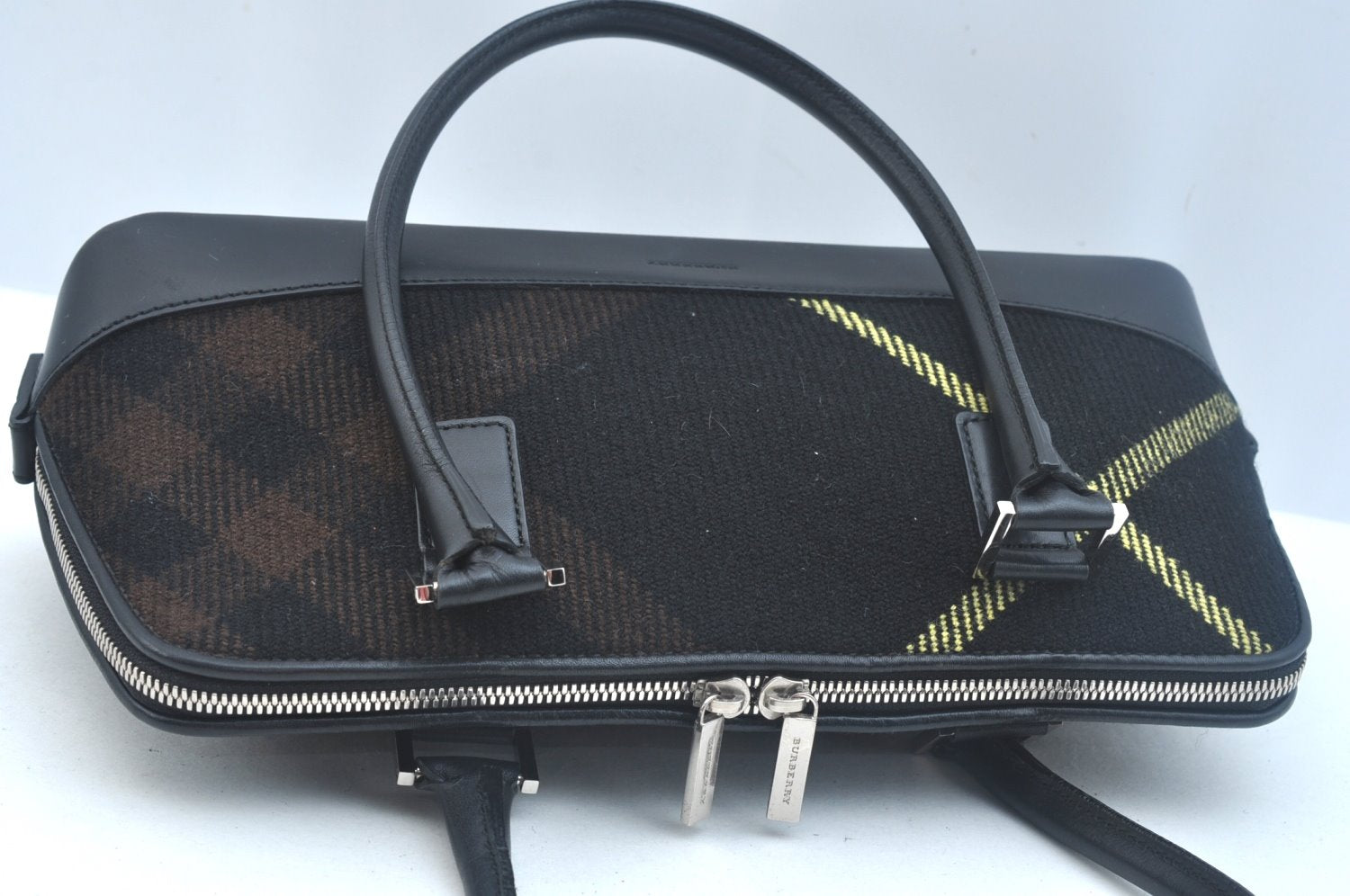 Authentic BURBERRY Vintage Wool Leather Shoulder Hand Bag Purse Black K9789
