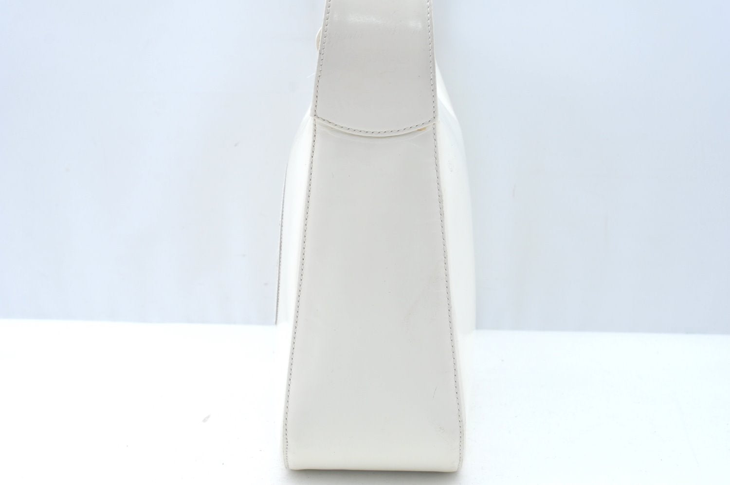 Authentic GUCCI Vintage Shoulder Bag Purse Leather White Junk K9815