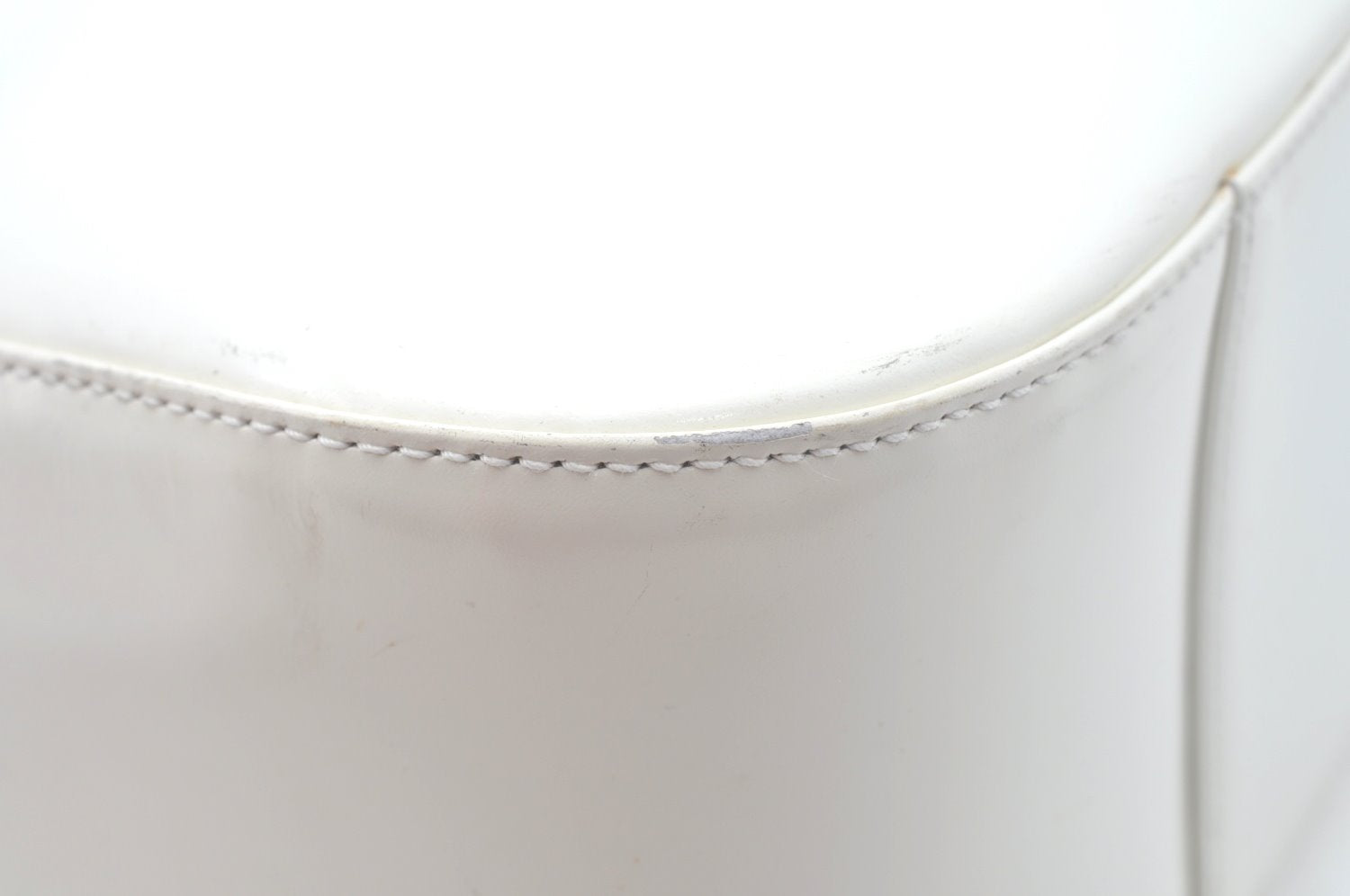 Authentic GUCCI Vintage Shoulder Bag Purse Leather White Junk K9815