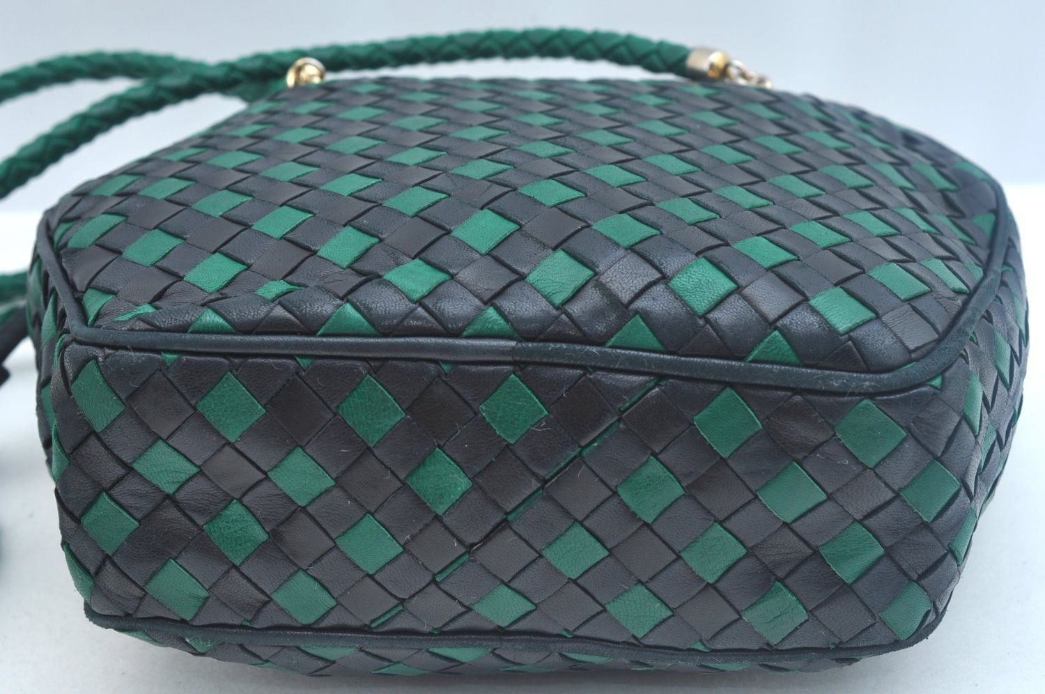 Authentic BOTTEGA VENETA Intrecciato Leather Shoulder Bag Black Green K9818