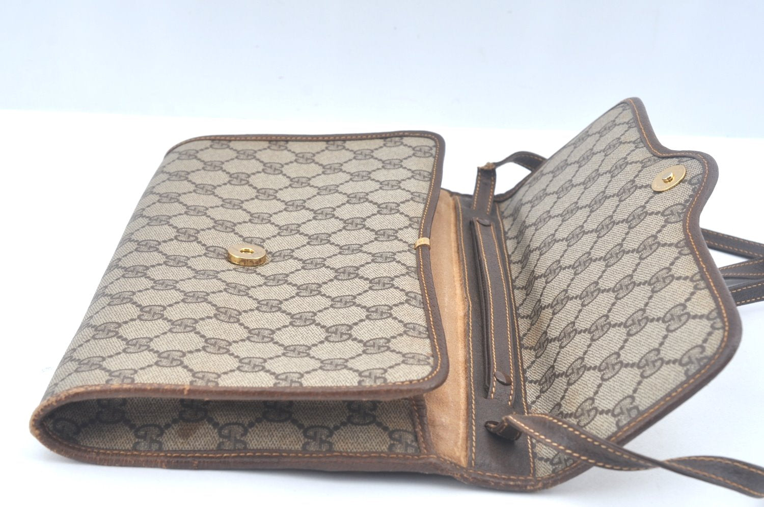 Authentic GUCCI Shoulder Cross Body Bag GG PVC Leather Brown K9827