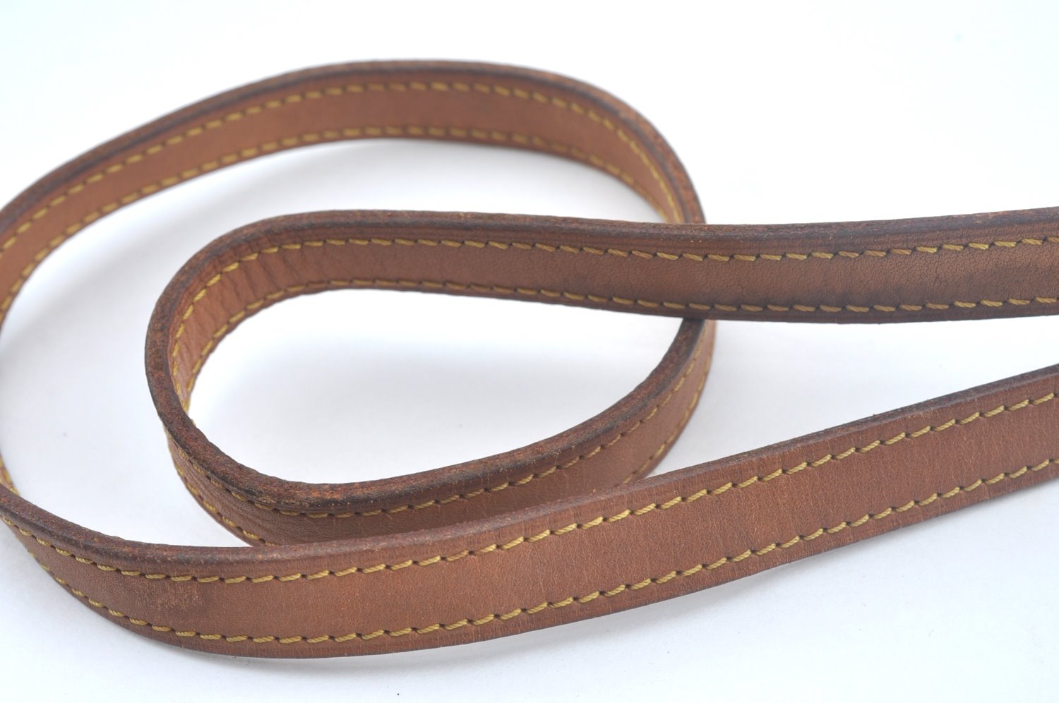 Authentic Louis Vuitton Leather Shoulder Strap Beige 39.8