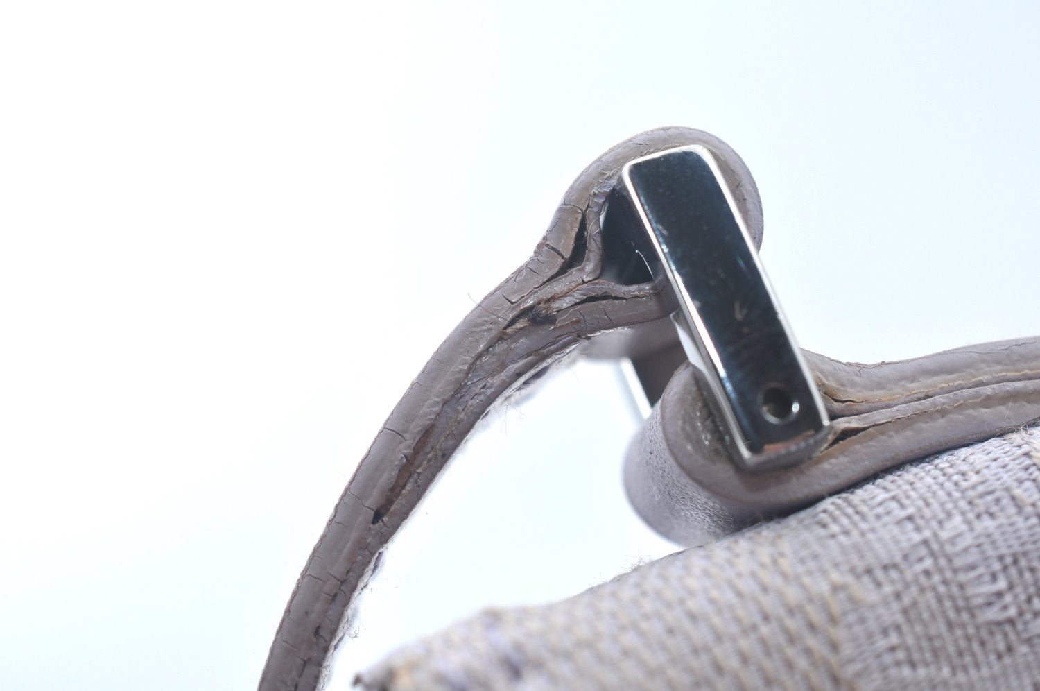 Authentic GUCCI Hand Bag Pouch Purse GG Canvas 07198 Leather Light Purple K9845