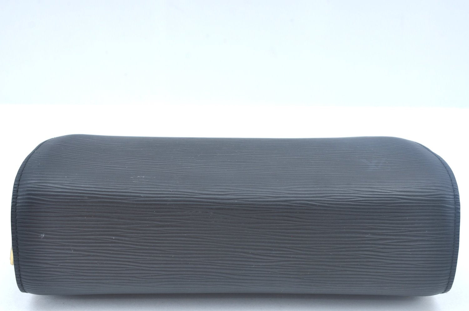 Authentic Louis Vuitton Epi Dauphine MM Pouch Clutch Bag Black M48452 LV K9870