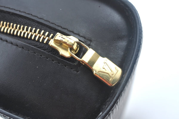 Authentic Louis Vuitton Epi Dauphine MM Pouch Clutch Bag Black M48452 LV K9870